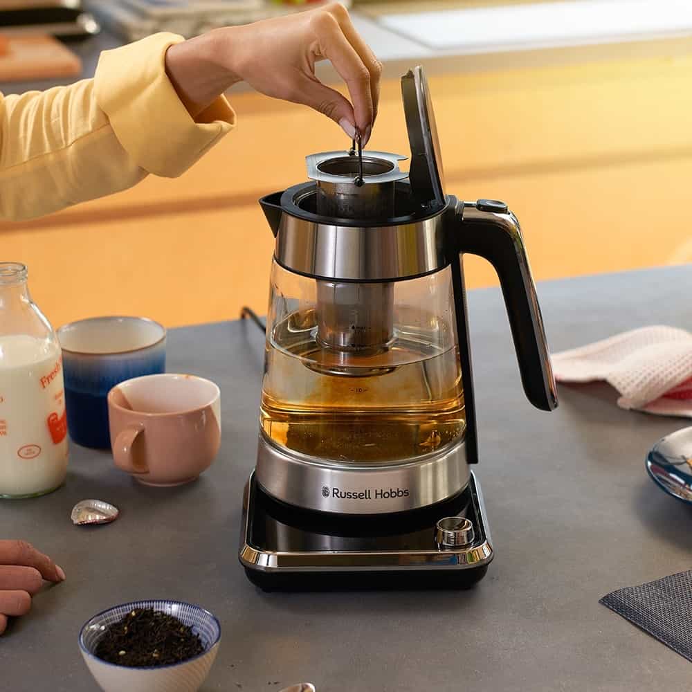 Russell Hobbs Attentiv Kettle | 26200